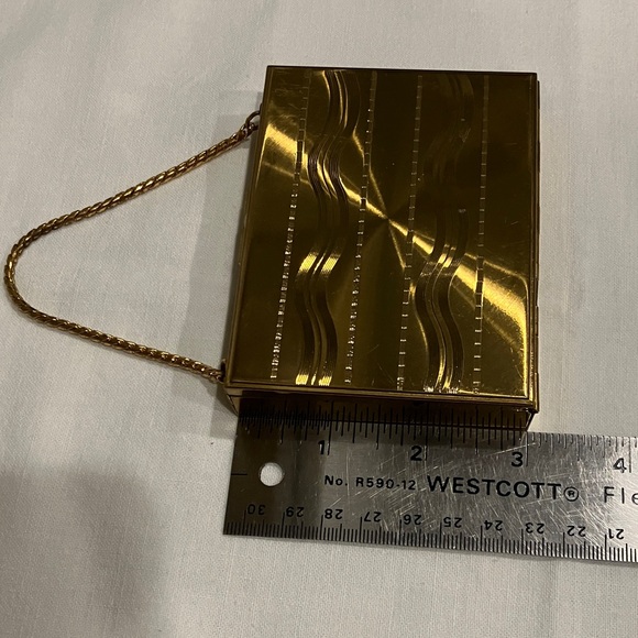 Vintage Saks Fifth Avenue Deco Gold-Tone 2-Sided Mini Audeire Compact Purse - Picture 3 of 12